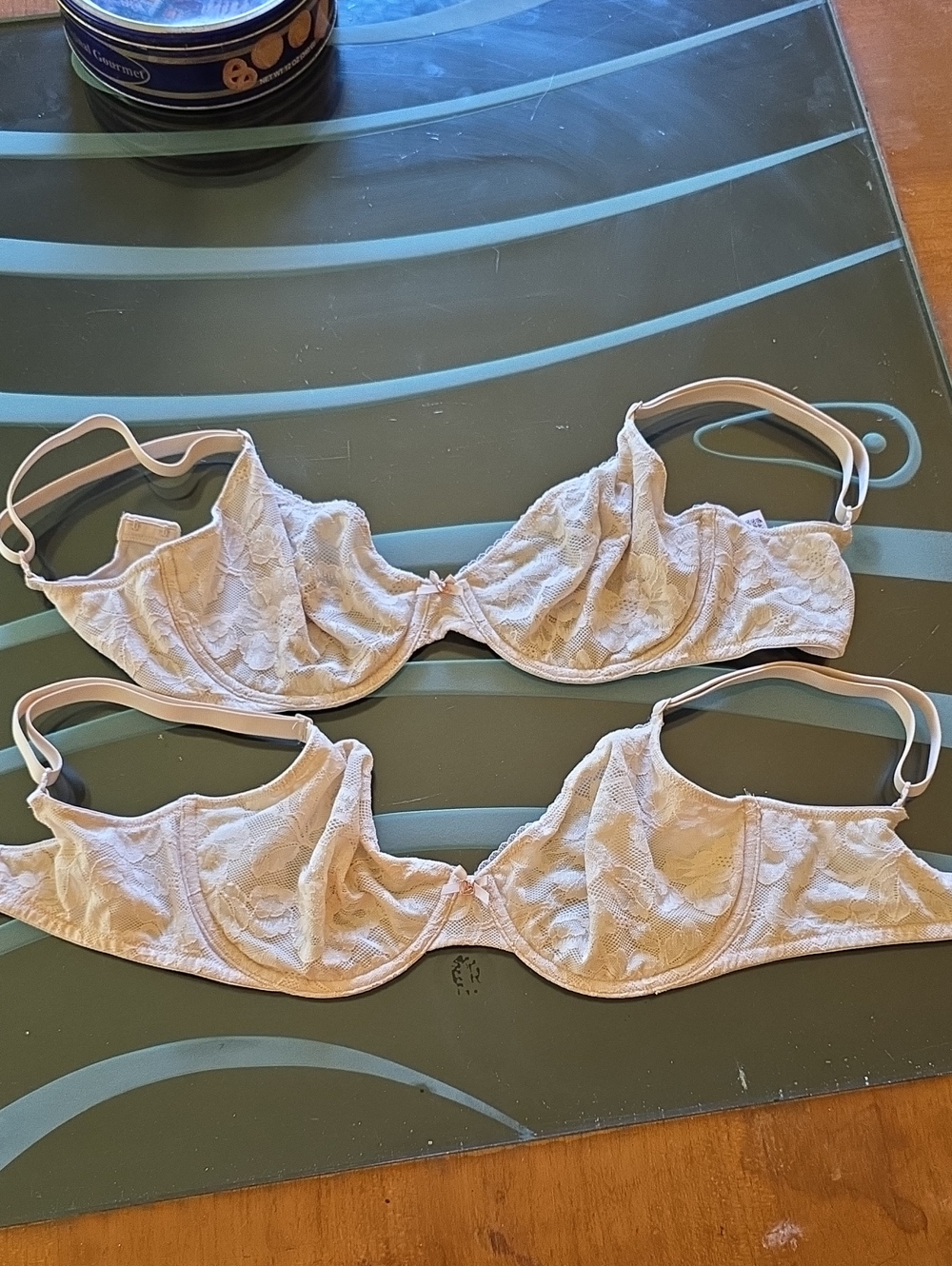 Victoria's Secret Light Pink Lace Underwire Bra Duo